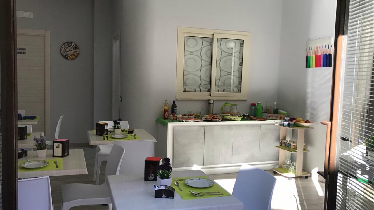 ليكاتا B&B La Piazzetta المظهر الخارجي الصورة